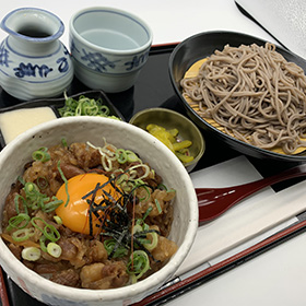 但馬牛丼と出石ざるそばセット